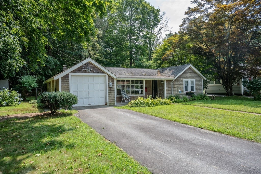 20 Bryant St, Dartmouth, MA, 20 Bryant St, Dartmouth, MA Photo #3