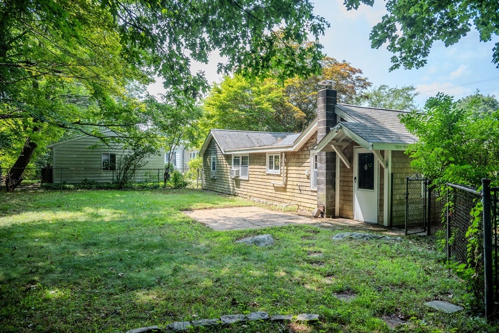 20 Bryant St, Dartmouth, MA, 20 Bryant St, Dartmouth, MA Photo #20