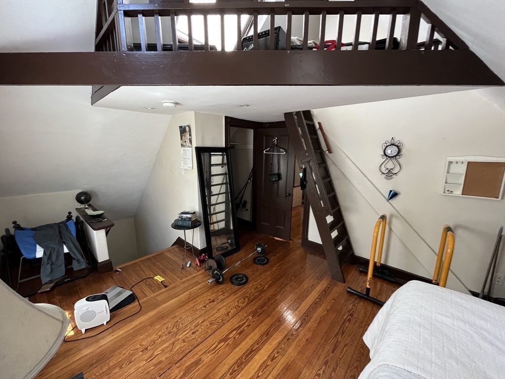 5-7 Prescott Place