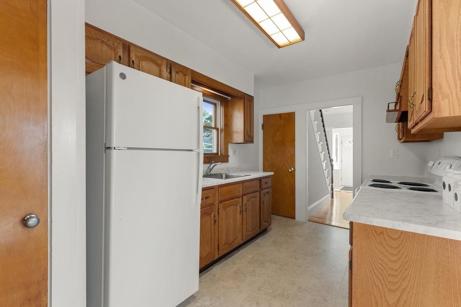 34 Oakland Ave, Lynn, MA, 34 Oakland Ave, Lynn, MA Photo #15