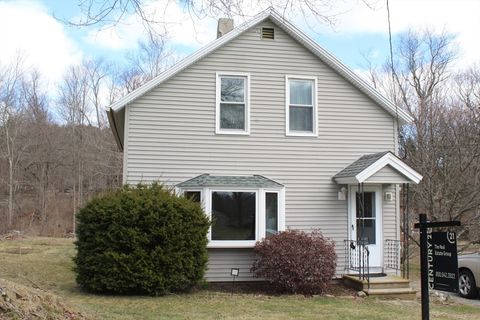 24 Railroad Ave Dudley MA 01571