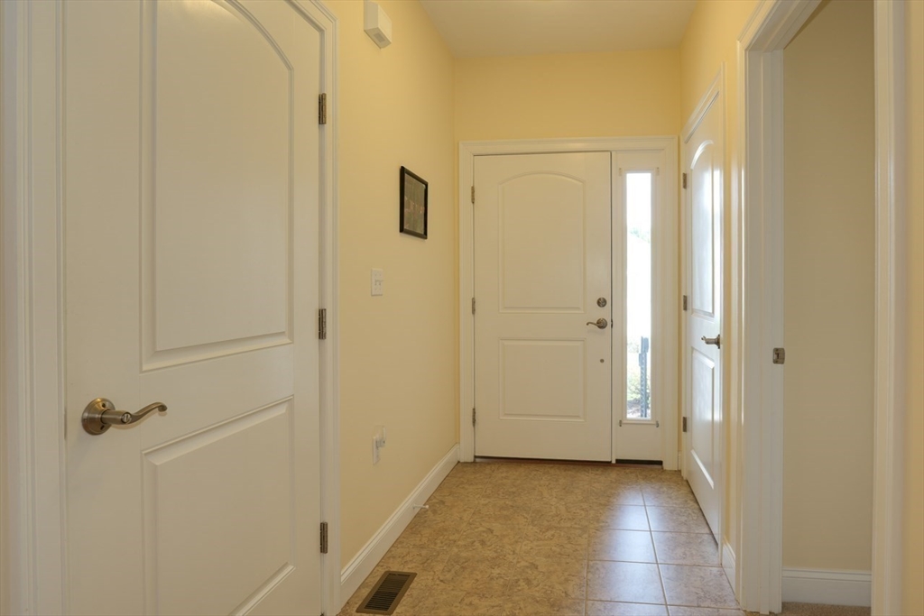 Norfolk, Massachusetts 02056, United States, 2 Bedrooms Bedrooms, ,2 BathroomsBathrooms,Residential,Active,225218