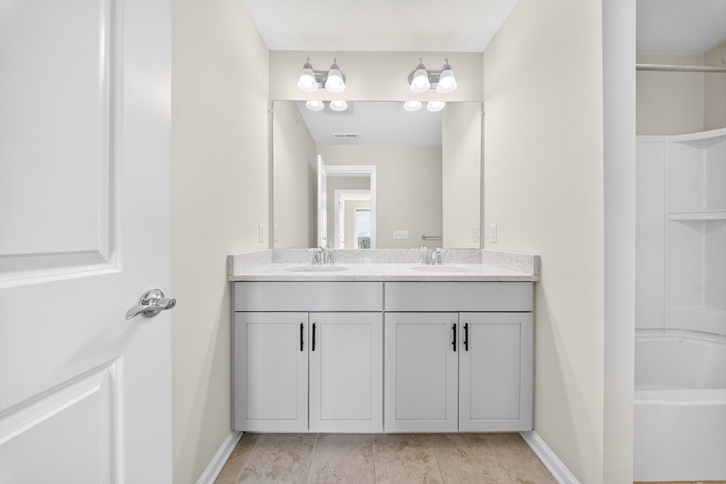 33 Poplar Lane #33, Hopkinton, MA, 33 Poplar Lane #33, Hopkinton, MA Photo #31