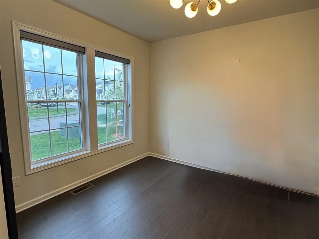 33 Poplar Lane 33
