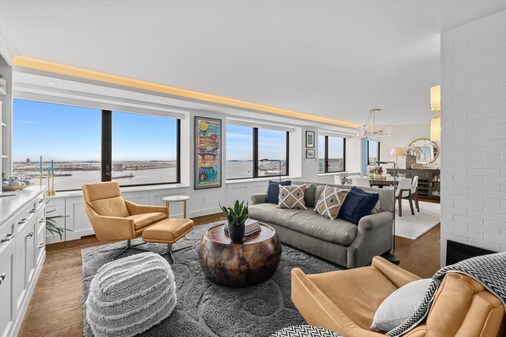 65 East India Row 28 EF Floor 28