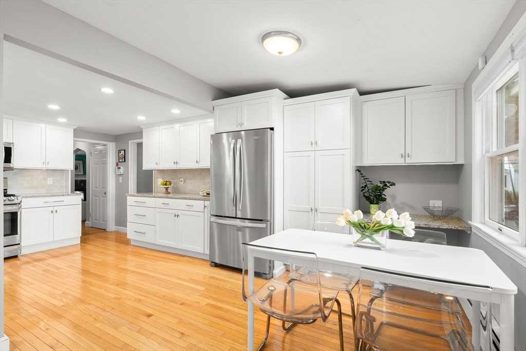 15 University Rd