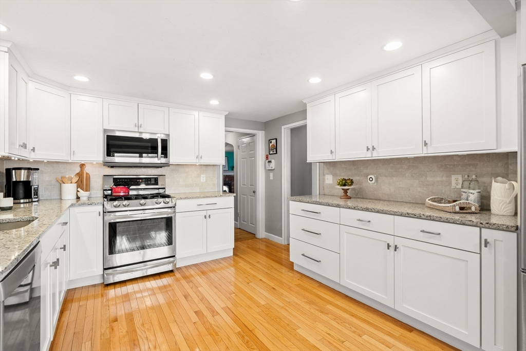 15 University Rd