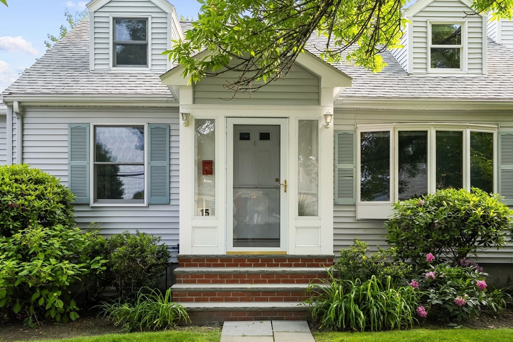 15 University Rd