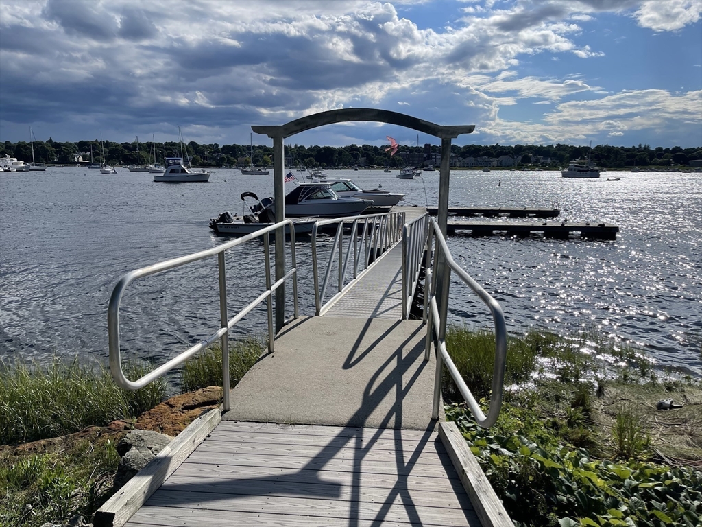 10 Friedenfels Street