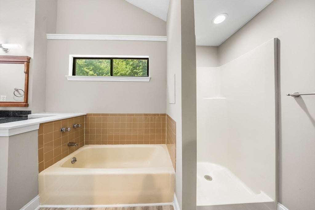 72 E Bluff Rd #72, Ashland, MA, 72 E Bluff Rd #72, Ashland, MA Photo #26
