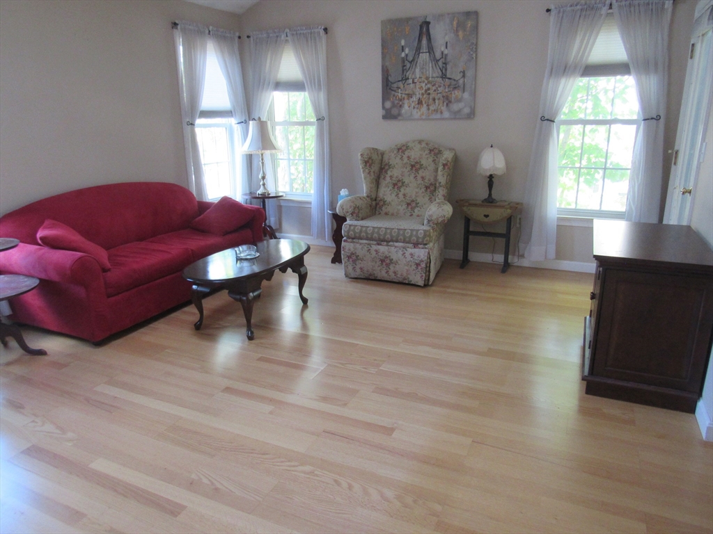 134 Tyson Commons Ln 134