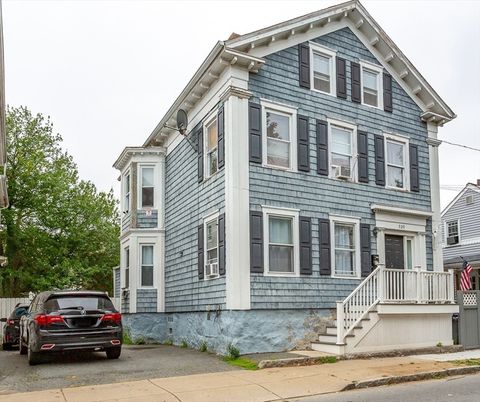 329 Cottage New Bedford MA 02740
