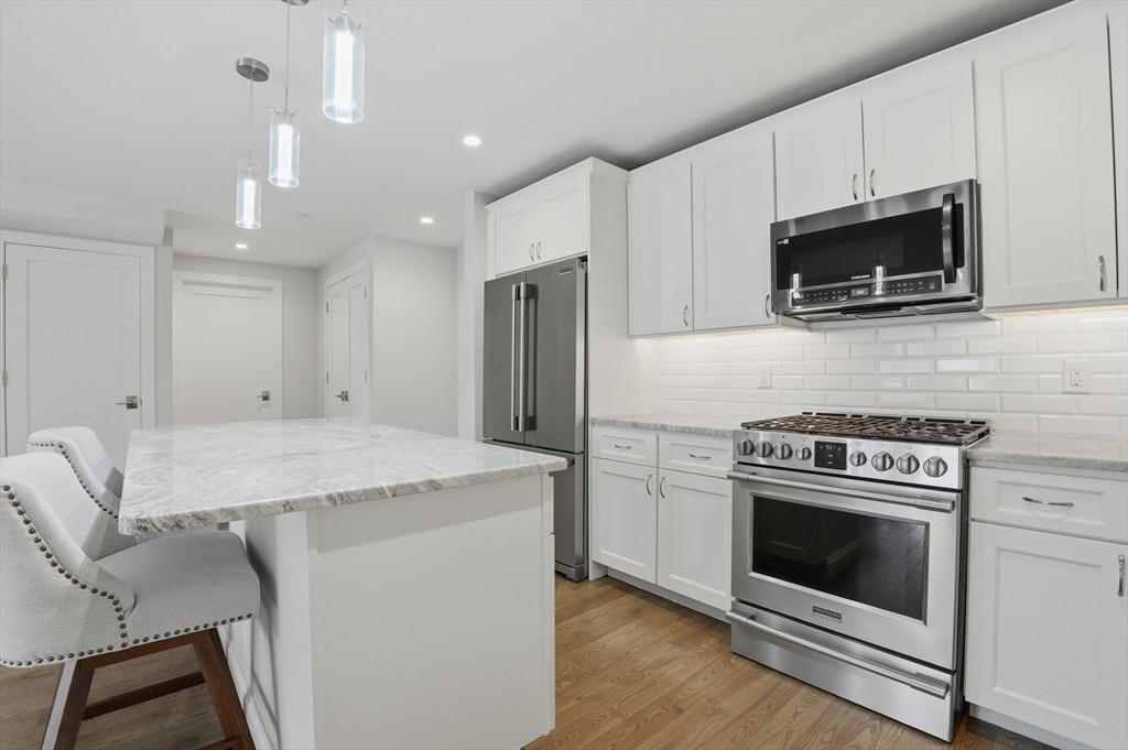 9 Independence Ave 102