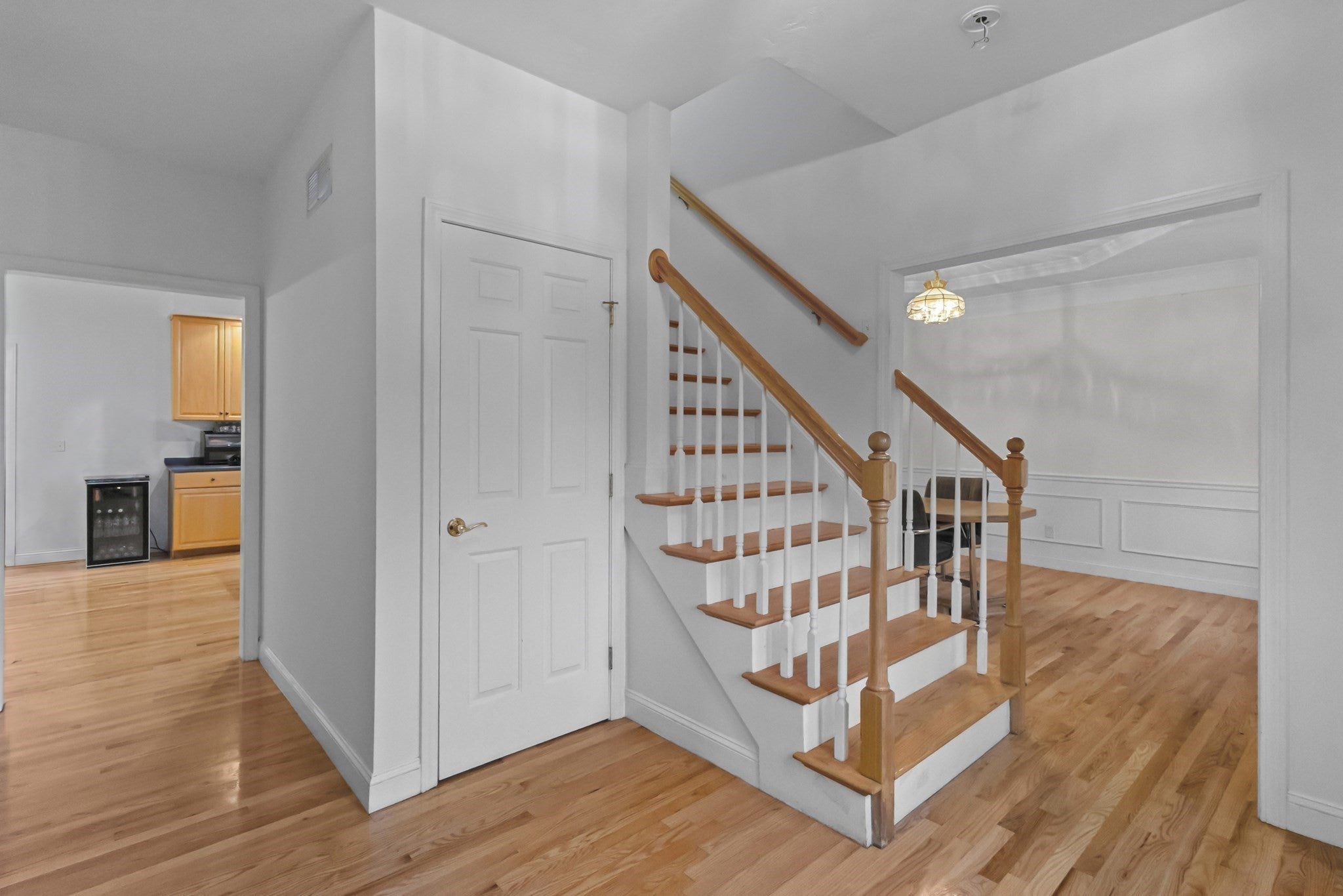 352 Grafton St, Shrewsbury, MA, 352 Grafton St, Shrewsbury, MA Photo #2