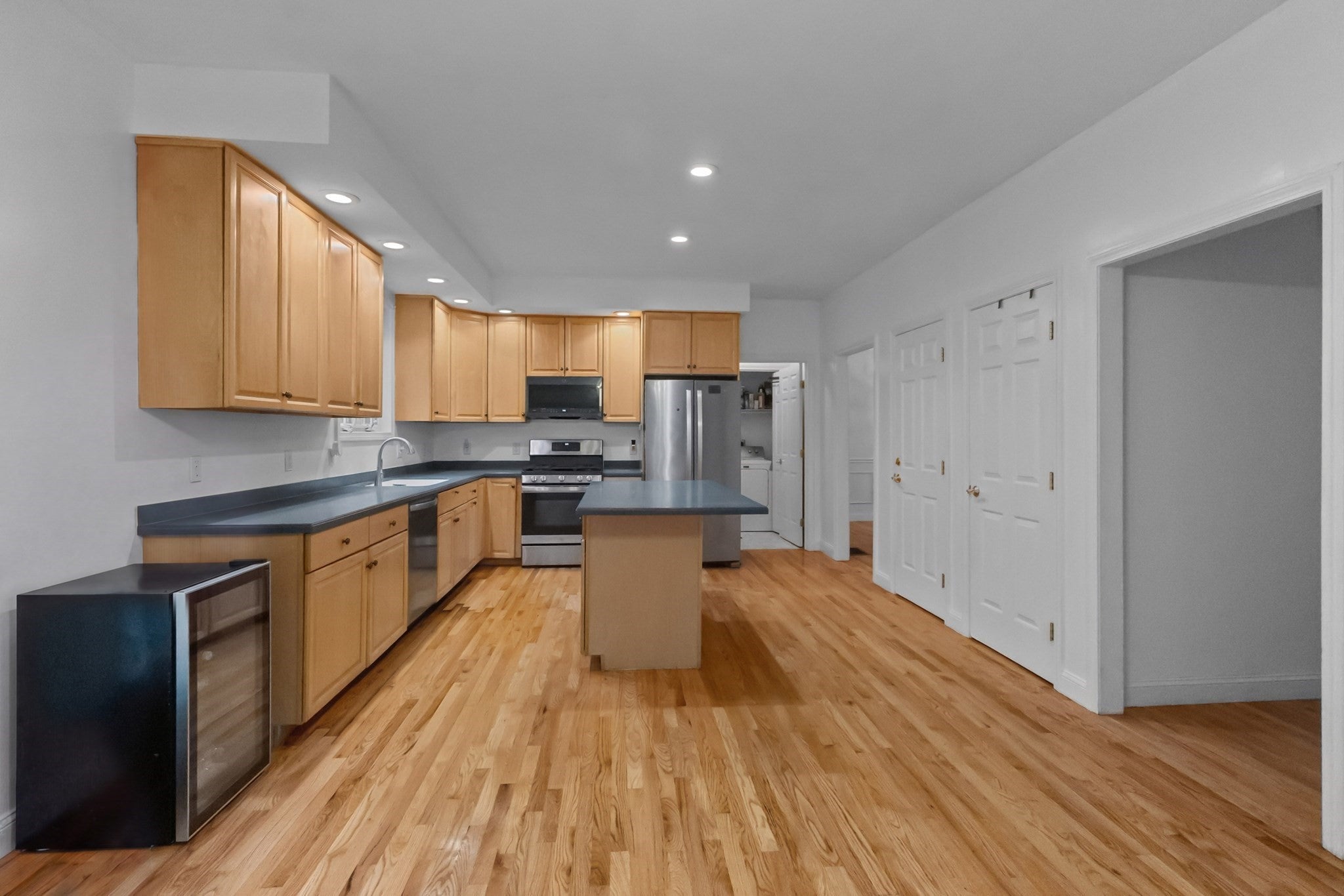 352 Grafton St, Shrewsbury, MA, 352 Grafton St, Shrewsbury, MA Photo #4
