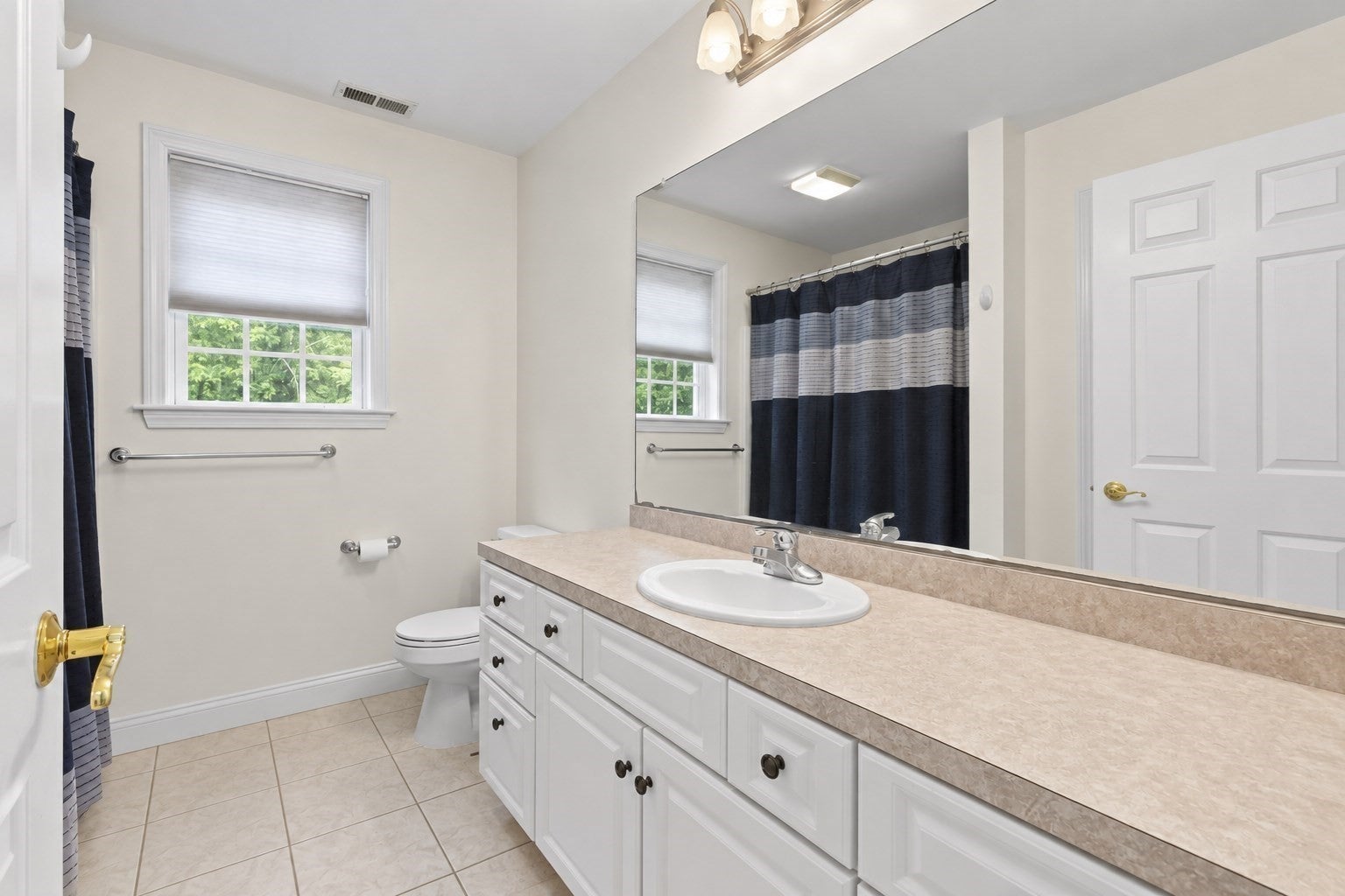 352 Grafton St, Shrewsbury, MA, 352 Grafton St, Shrewsbury, MA Photo #24