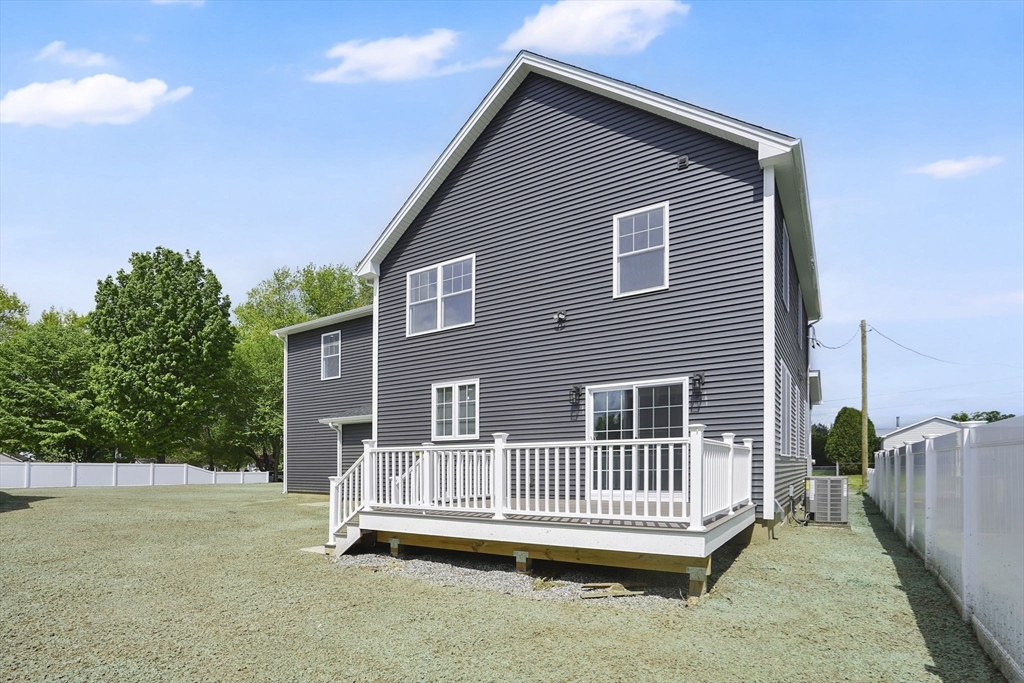 57 America St, Chicopee, MA Photo #34