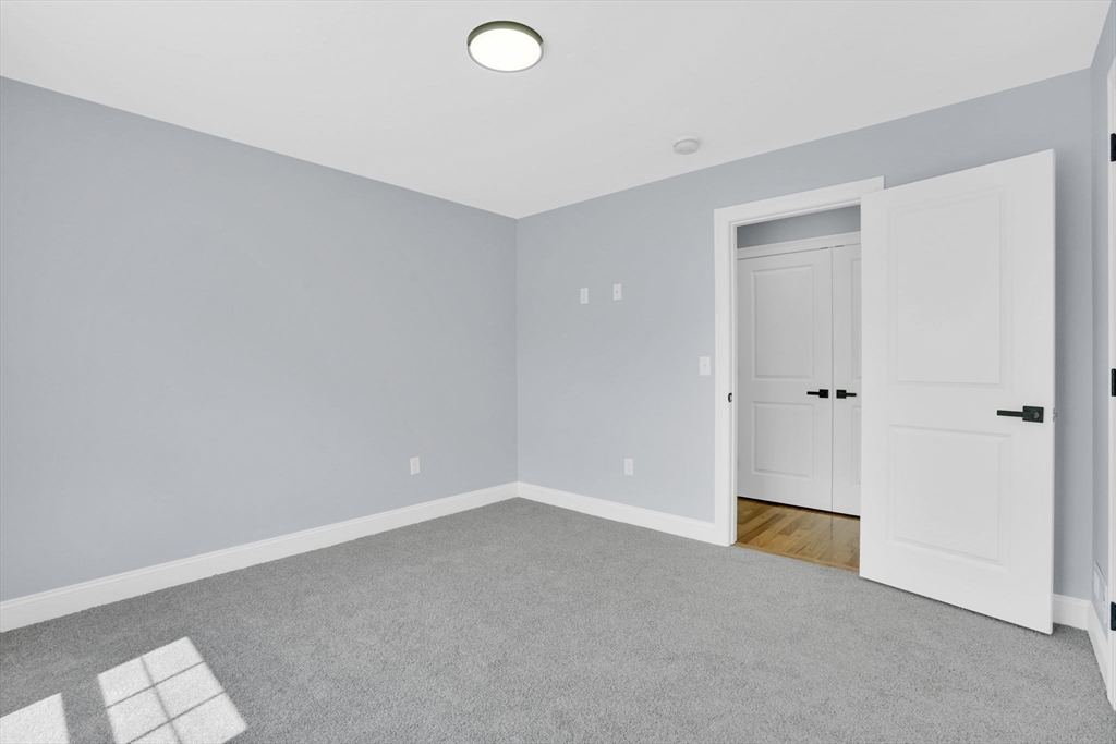 57 America St, Chicopee, MA Photo #19