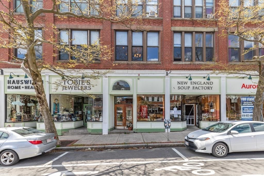 140 Washington Street 1C