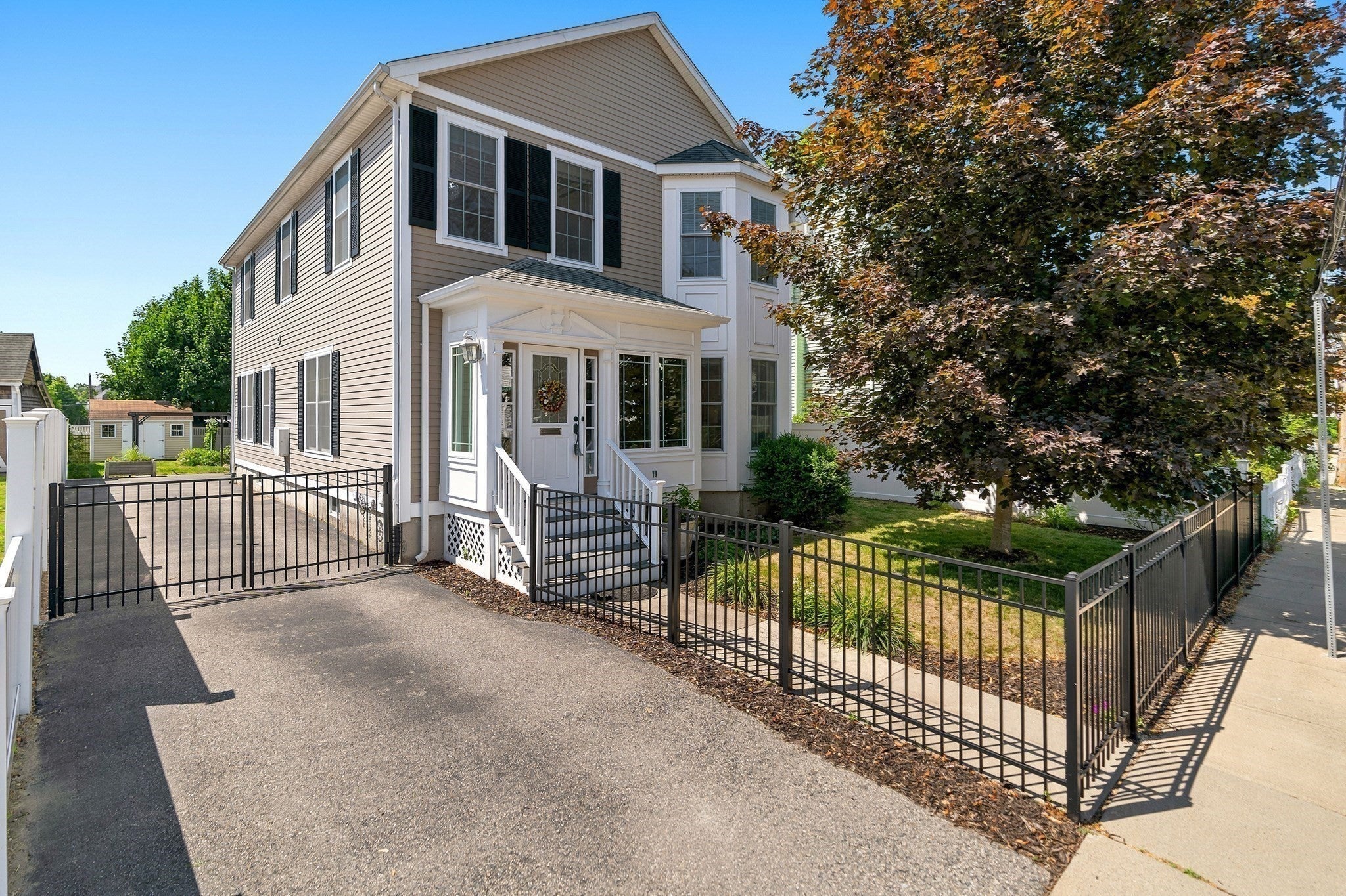 70 Gardner St