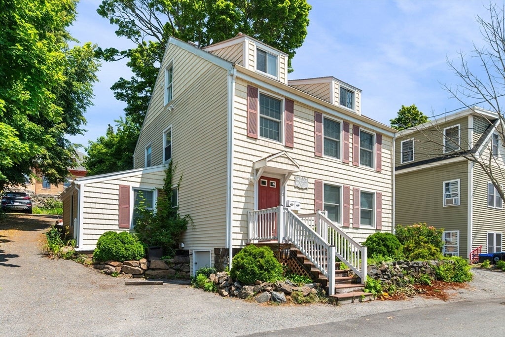 17 Vestry St