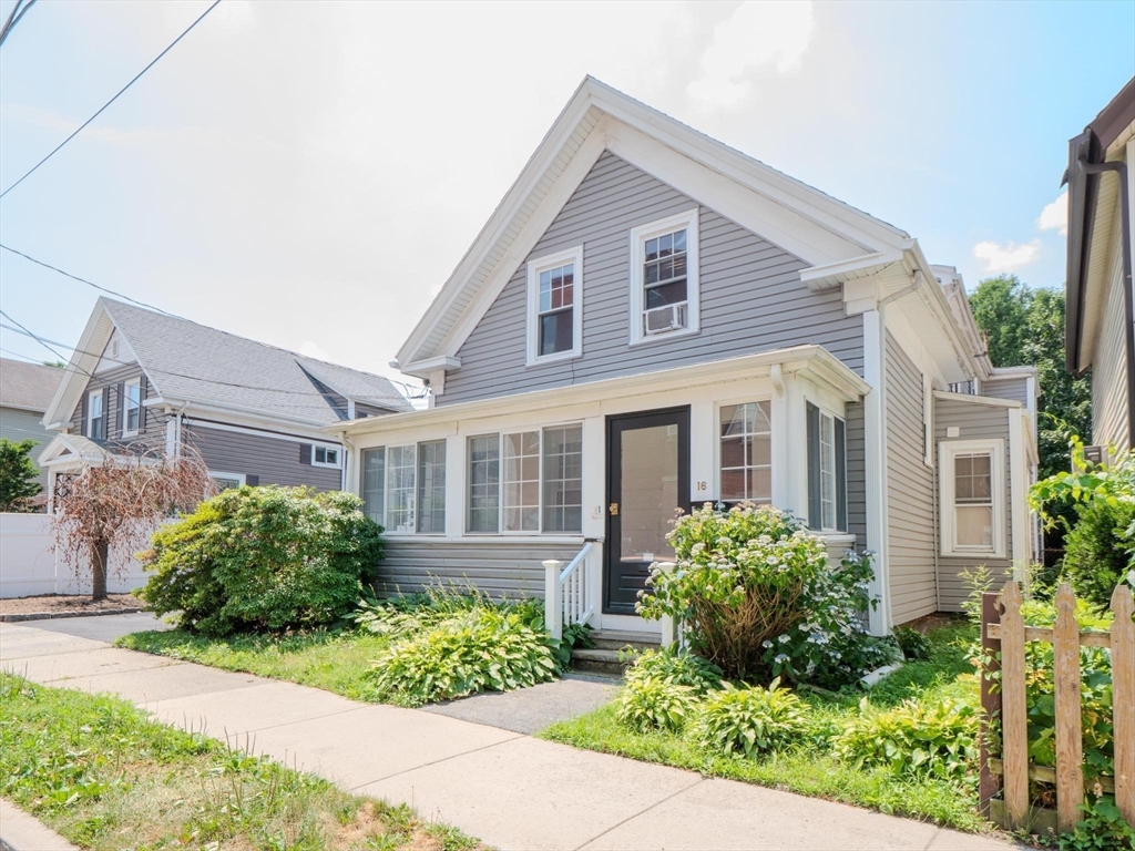16 Cleveland St