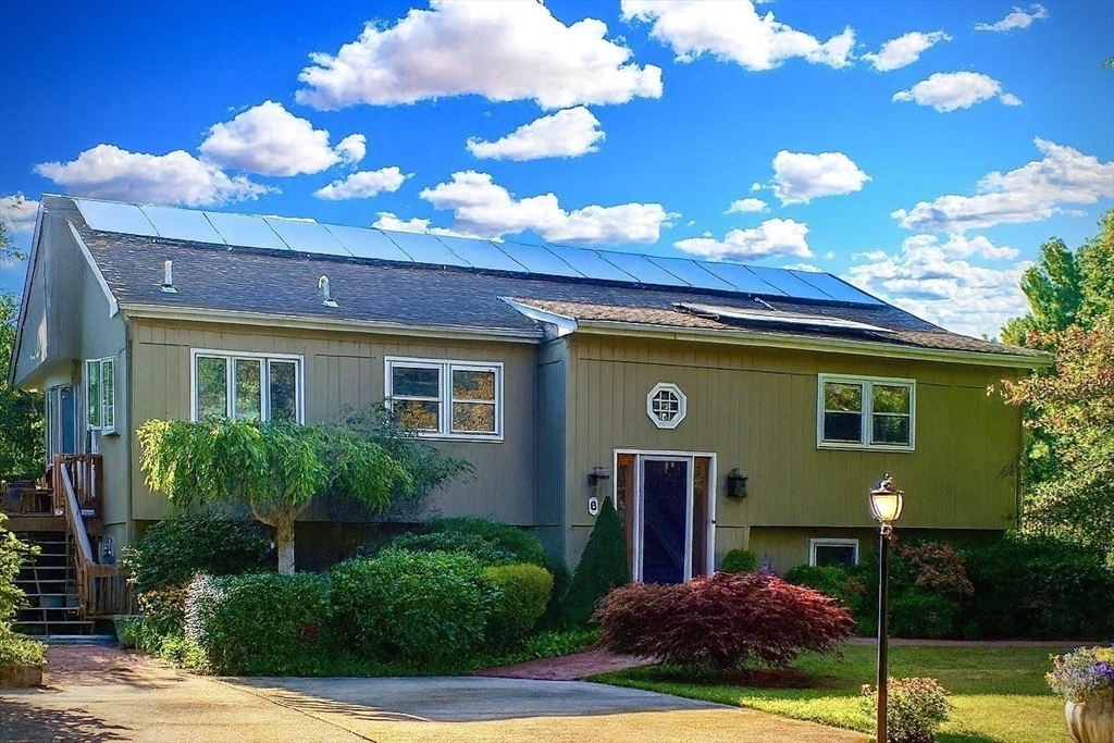 6 Gary Dr