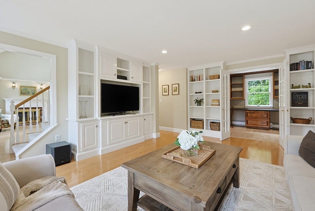 1804 Washington St, Holliston, MA, 1804 Washington St, Holliston, MA Photo #4