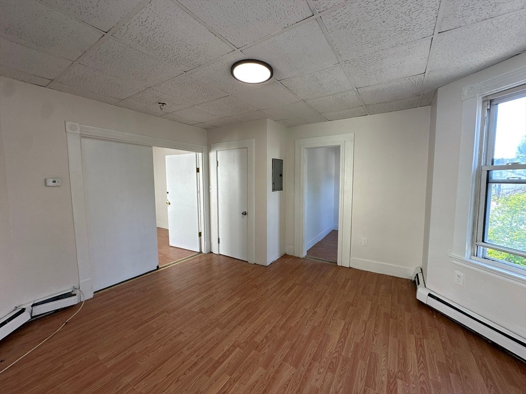 39 Louis St 2