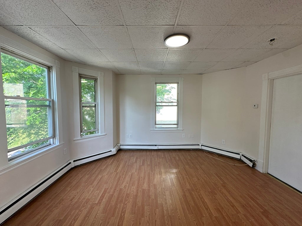 39 Louis St 2