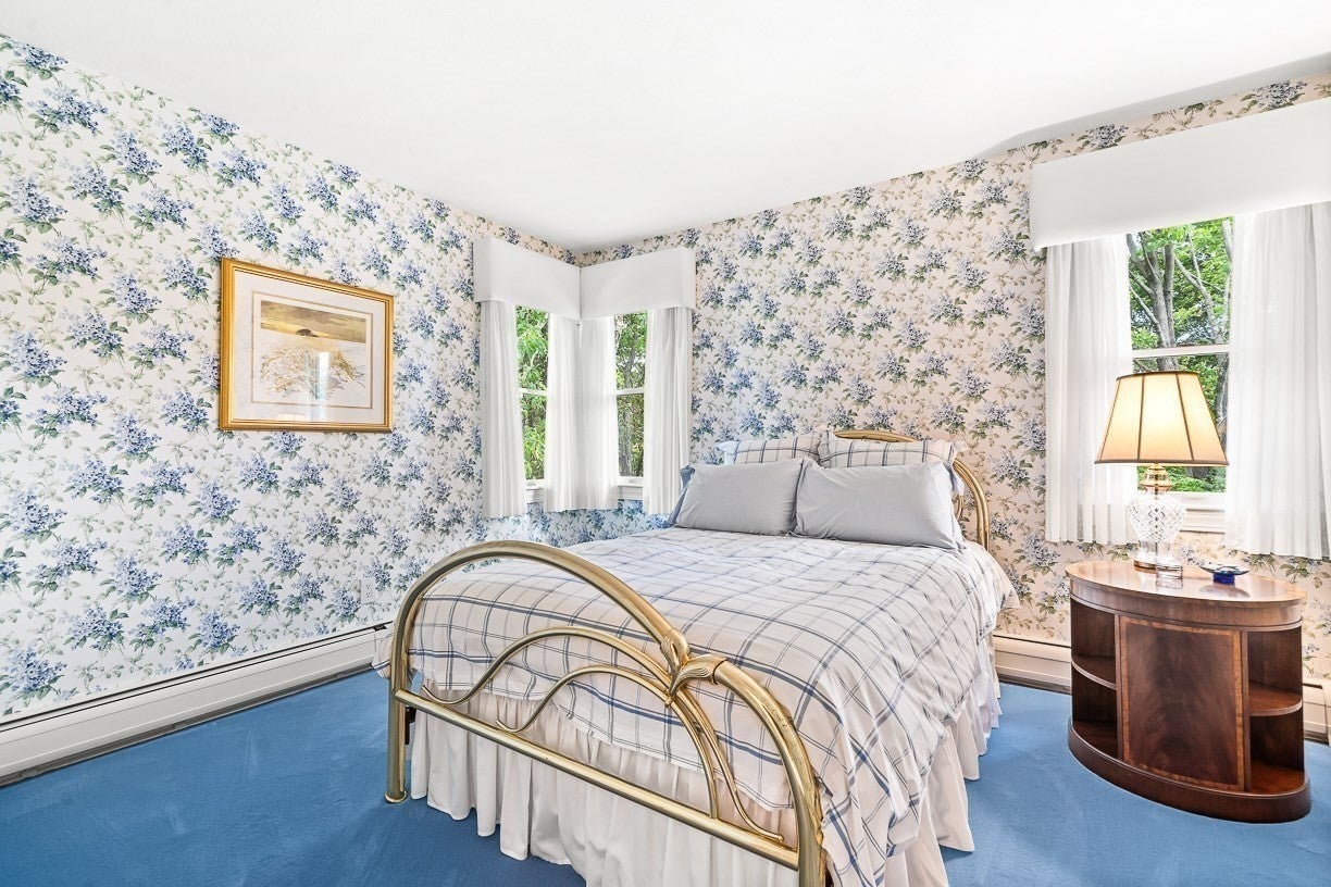 17 Trinity Road, Winchester, MA Photo #24