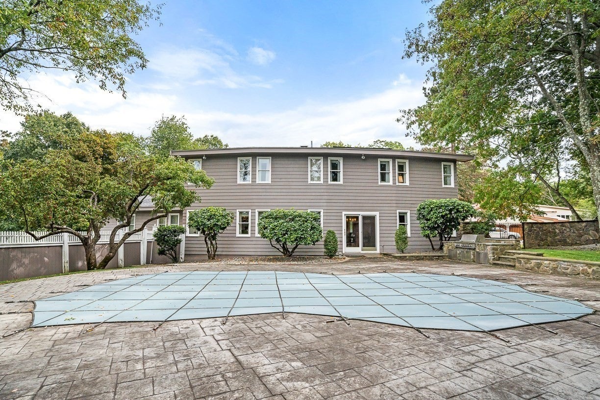 17 Trinity Road, Winchester, MA Photo #38