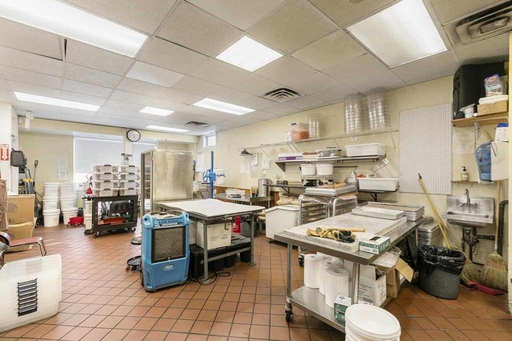 202 Neponset Valley Pkwy