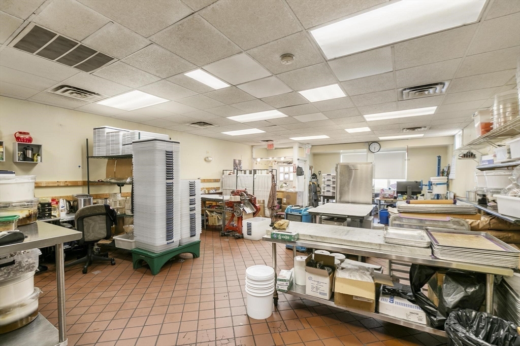202 Neponset Valley Pkwy
