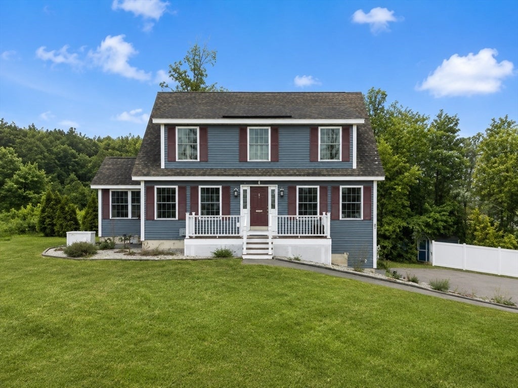 97 Timber Ridge Dr, Milford, NH Photo #1