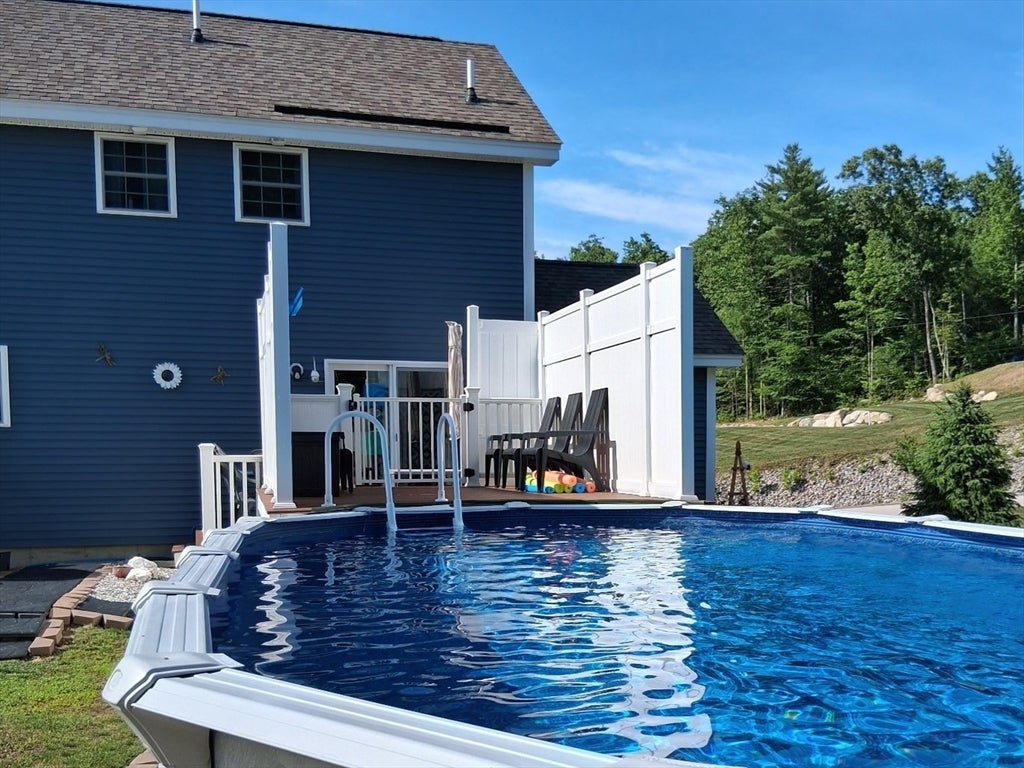 97 Timber Ridge Dr, Milford, NH Photo #22
