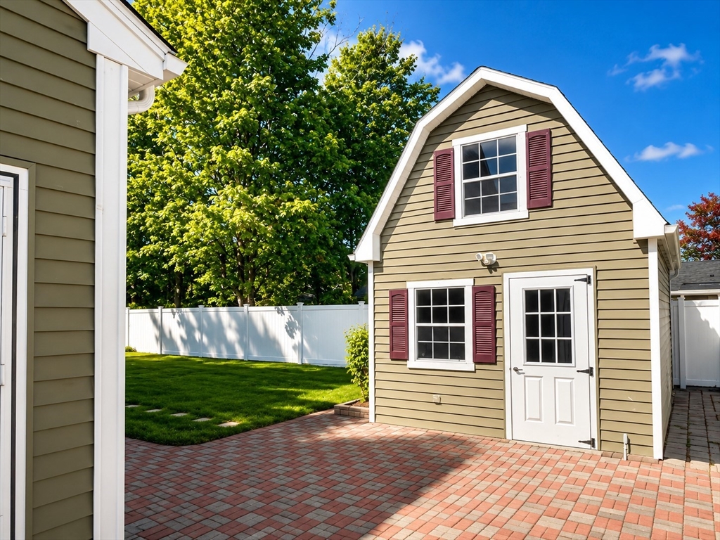 36 Woodside Avenue