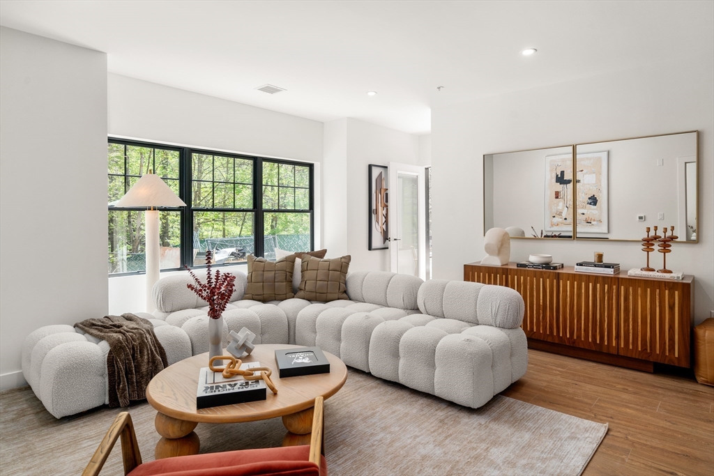 20 Audubon Way 401