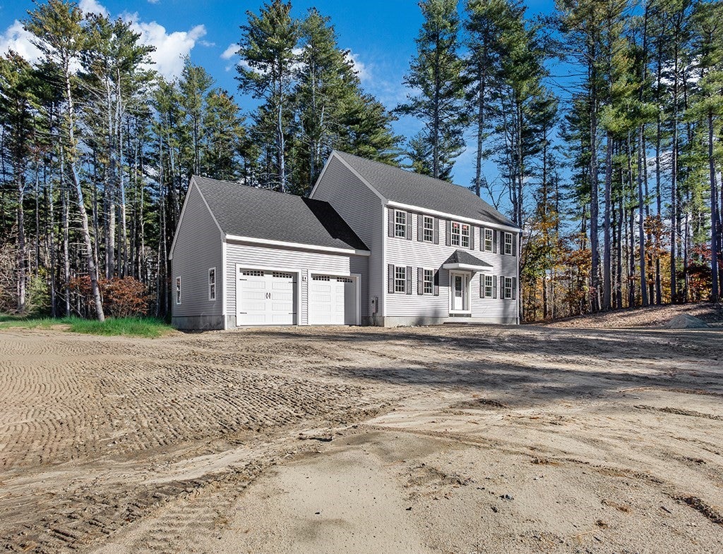 1 Burr Trail Cir
