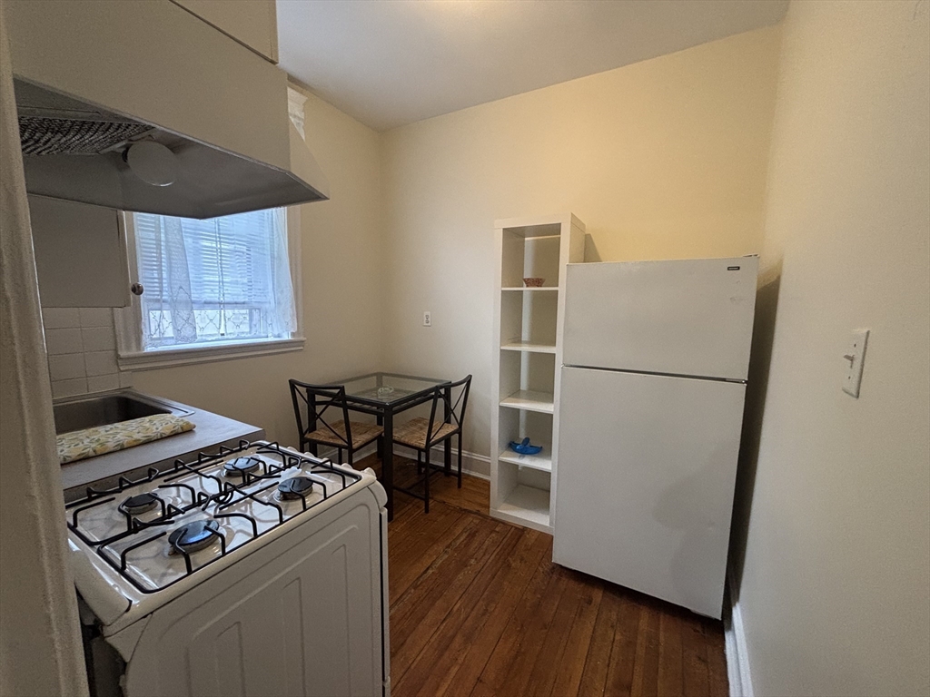 69 Park Dr 22