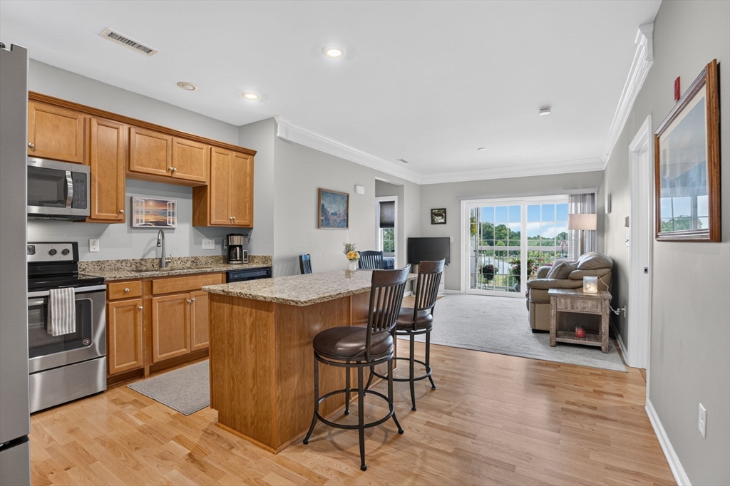 1 Francis Dr 405