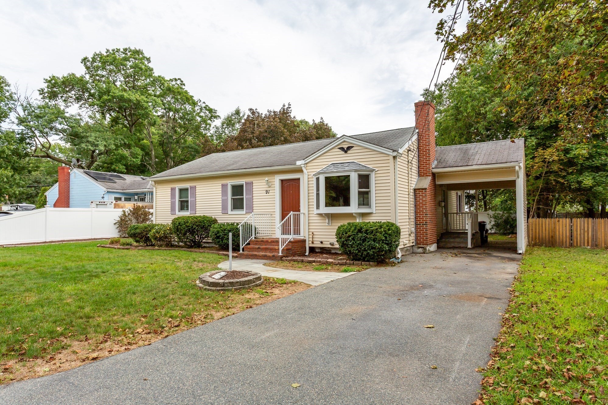 Photo of 91 Breer St, Brockton, MA