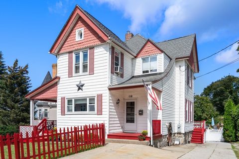 116 French St Fall River MA 02720
