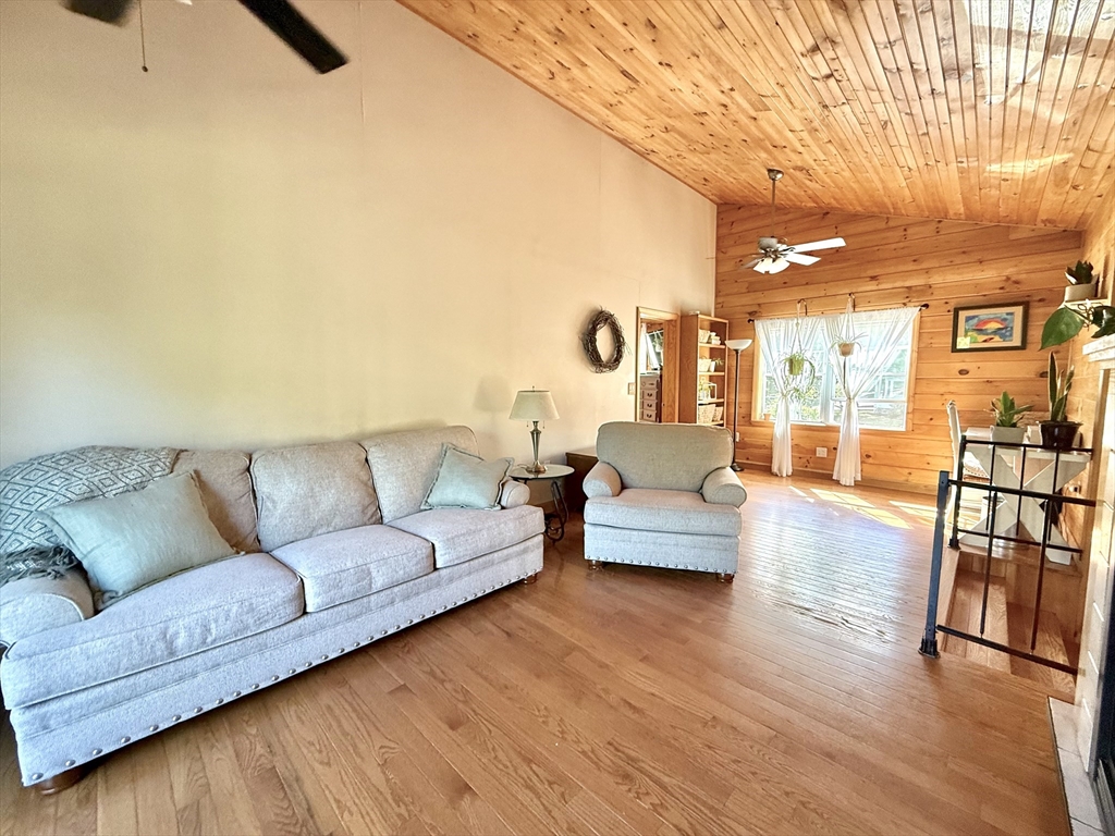 27 Mayflower Circle