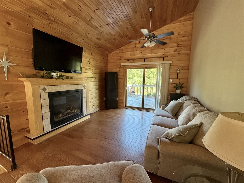 27 Mayflower Circle