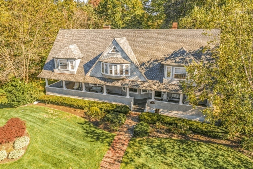 6 Chanticleer Dr