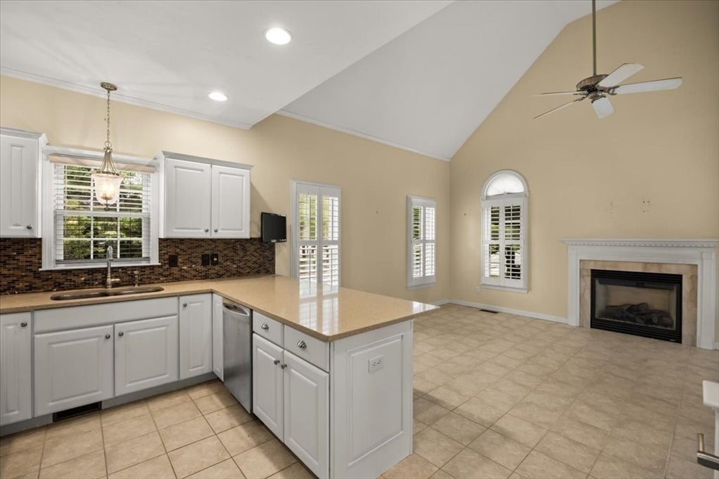 2 Sunflower Drive #2, Raynham, MA, 2 Sunflower Drive #2, Raynham, MA Photo #16