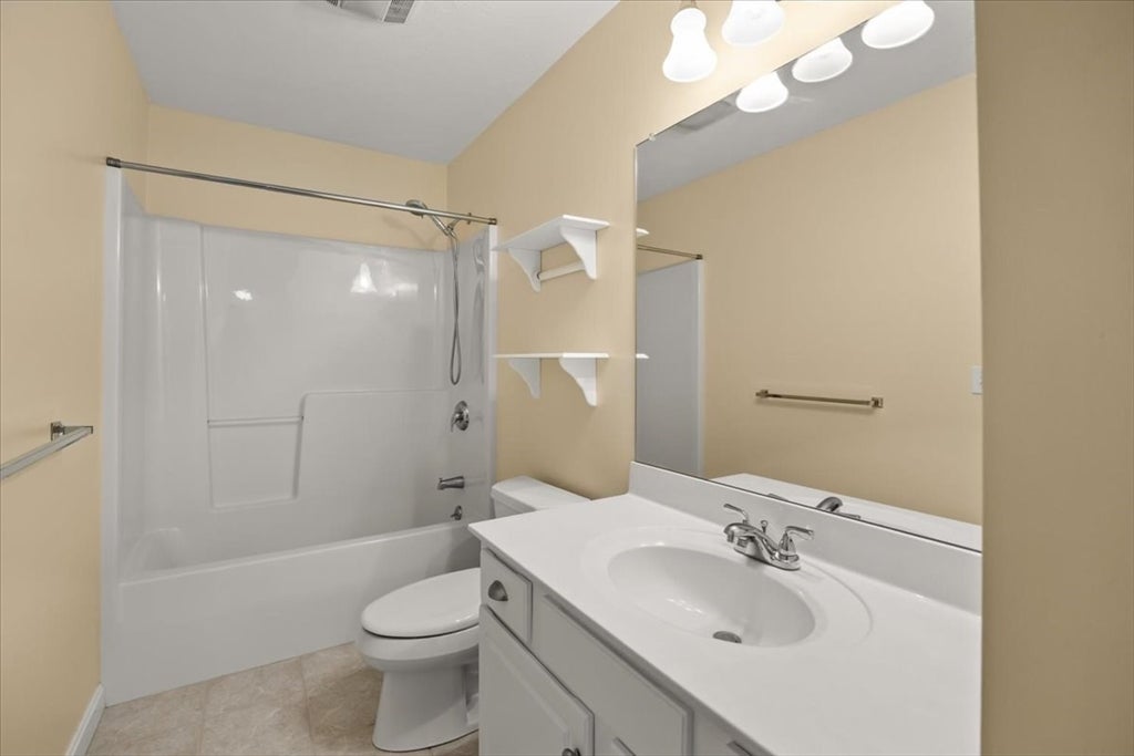2 Sunflower Drive #2, Raynham, MA, 2 Sunflower Drive #2, Raynham, MA Photo #29