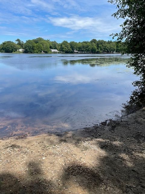 55 Lakeside Dartmouth MA 02747