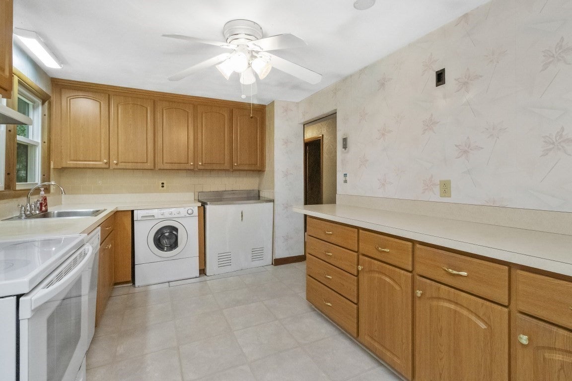 68 Colgate Rd